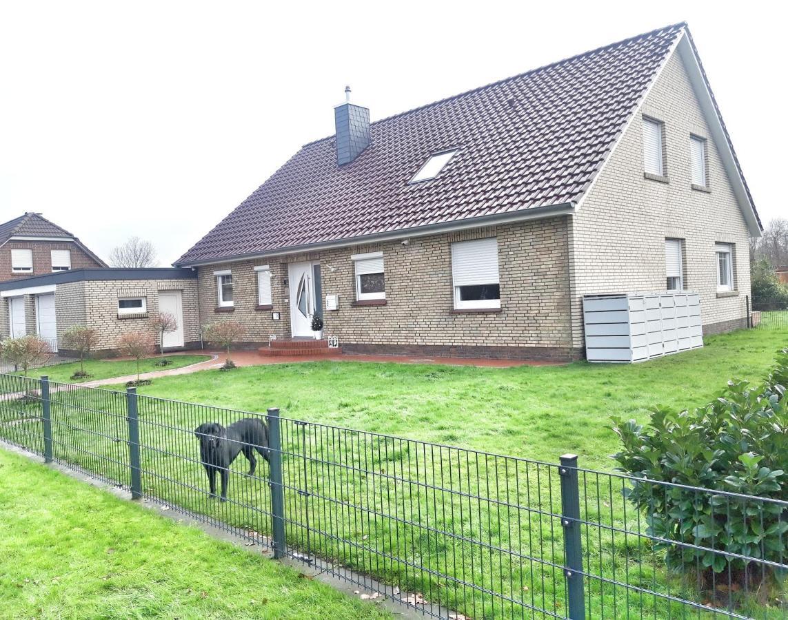 Nordsee Anker Unsere Moderne 87 Qm Ferienwohnung Mit Zwei Schlafzimmer In Norden Ortsteil Ostermarsch Exterior photo